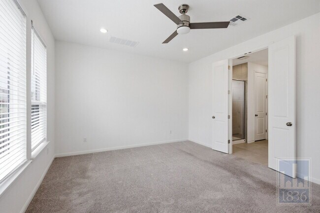 Building Photo - 12713 Brave Tenderfoot Trl