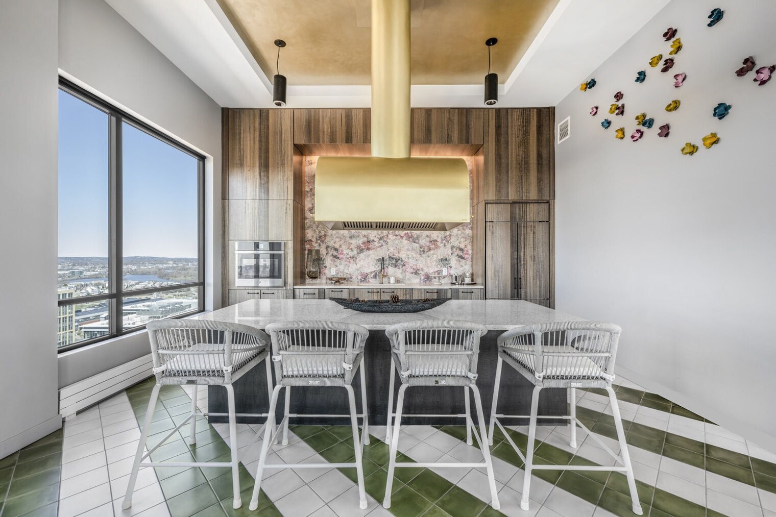 Building Photo - 485 Foley St