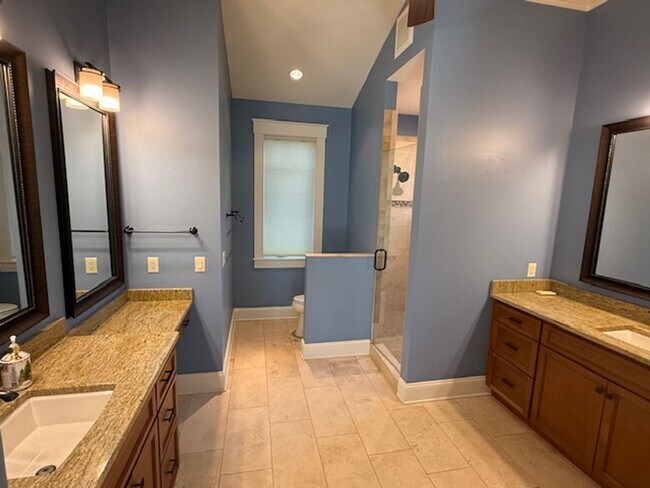 Building Photo - 128 Timber Ln