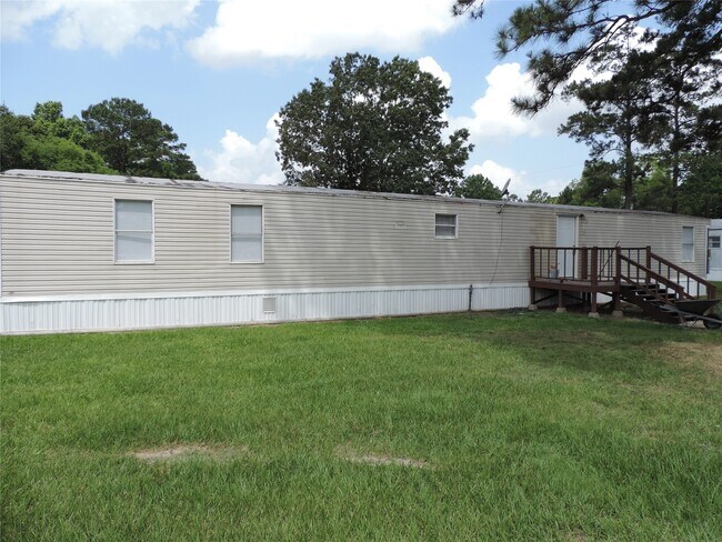 Building Photo - 1668 FM 2518