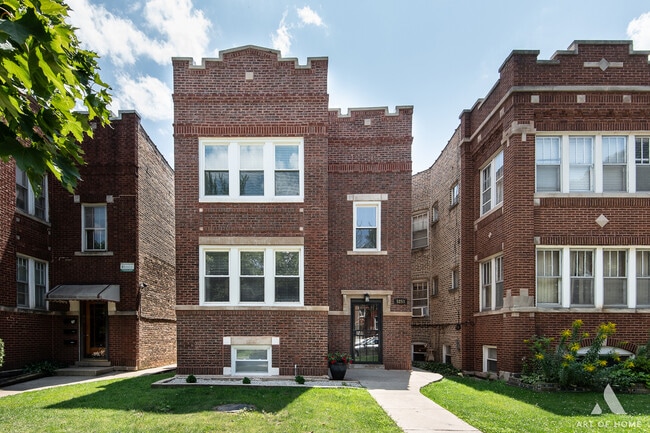 Building Photo - 5253 W Agatite Ave