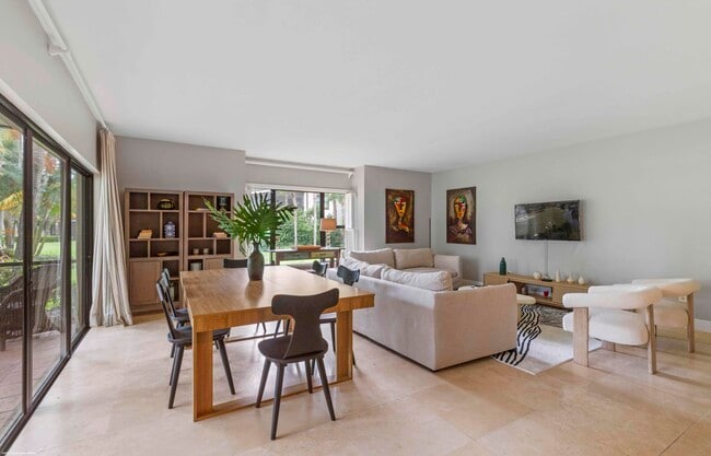 Building Photo - 13329 Polo Club Rd