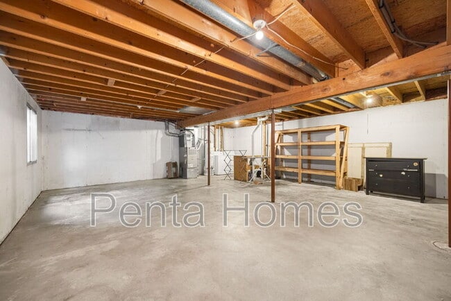Building Photo - 3319 Sun Disk Ct