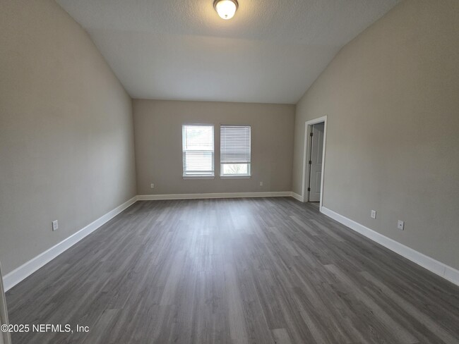 Building Photo - 1494 Shadow Creek Dr