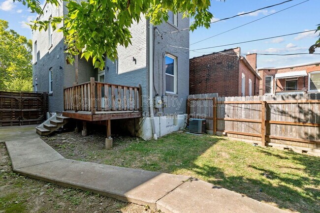 Building Photo - 2908 Texas Ave