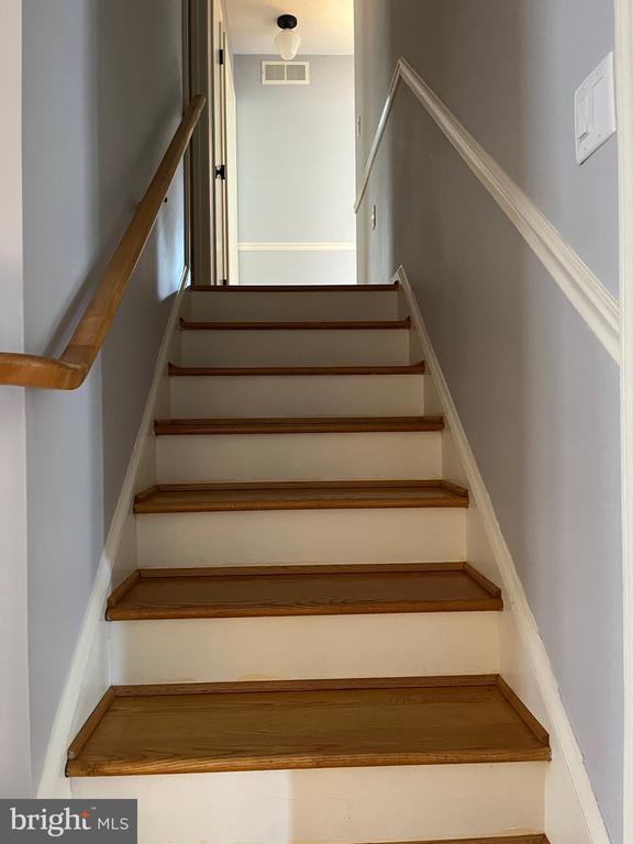 Building Photo - 1104 Milroy Ct