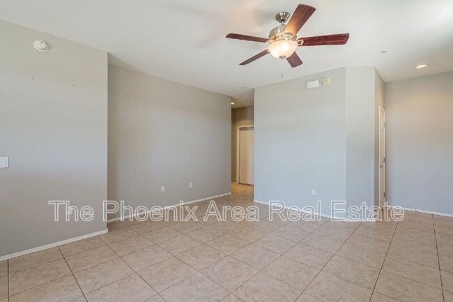 Building Photo - 1350 S Greenfield Rd