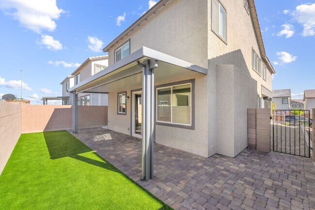 Building Photo - GORGEOUS BRAND NEW 4 BEDROOM HOME FOR LEASE!