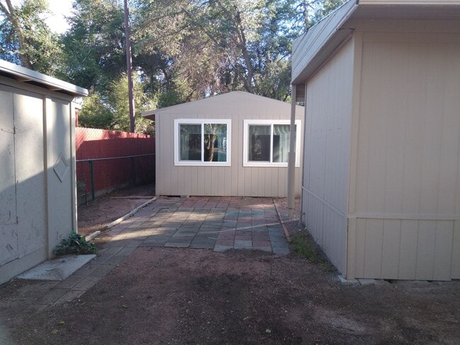Building Photo - 3 Bed / 2 Bath Home + 1 bed / 1 bath Casita & work shop