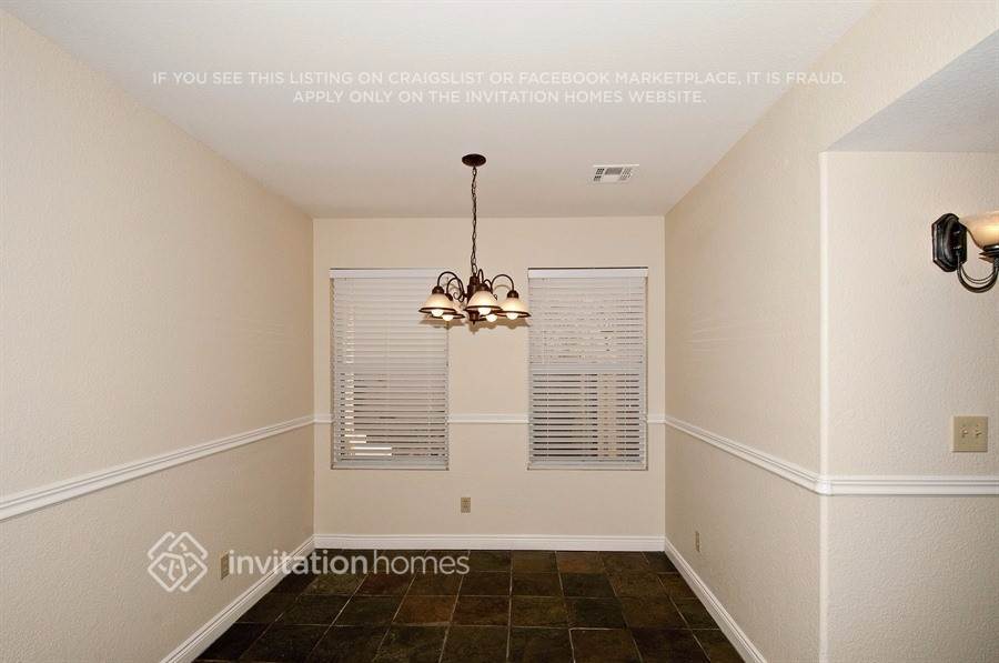 Building Photo - 1501 Pacific Terrace Dr