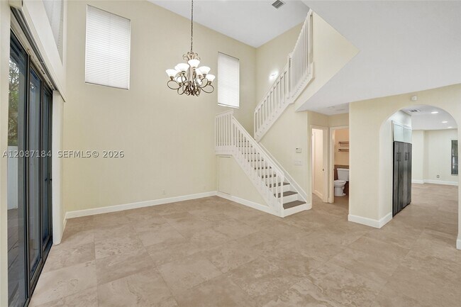 Building Photo - 949 Jade Ct