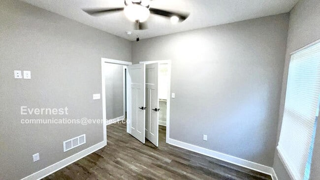 Building Photo - Lovely 3-Bedroom Home in a Peaceful Neighb...