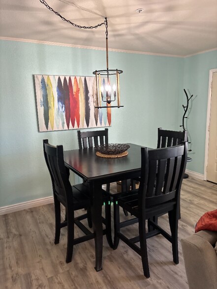 Building Photo - 1806 Swanson Ave