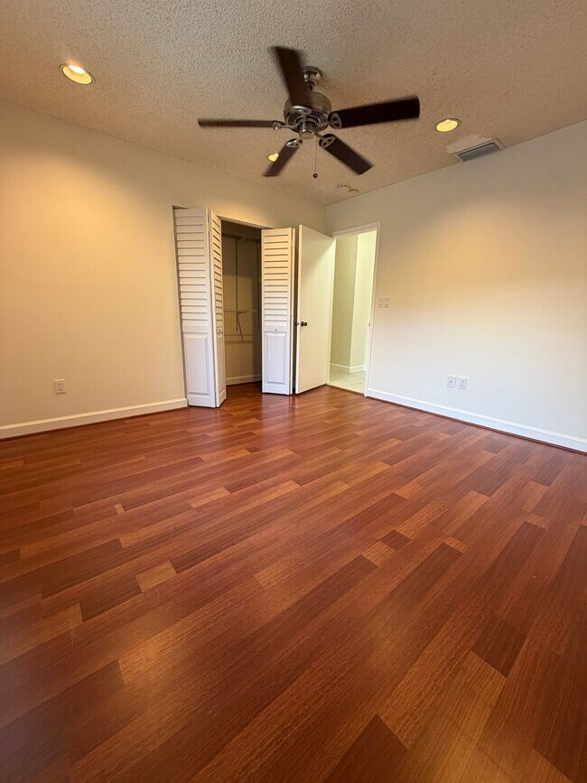 Building Photo - 13261 SW 102nd Terrace