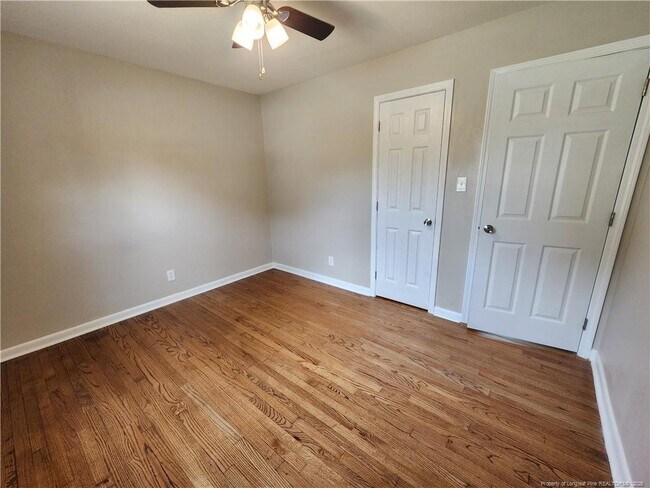 Building Photo - 346 Tucson Dr