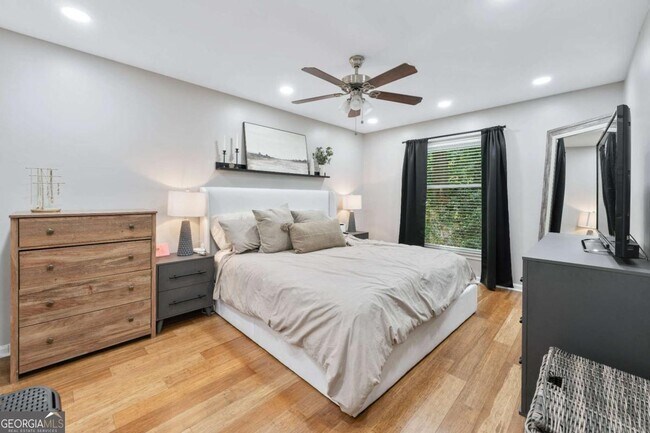 Building Photo - 3650 Ashford Dunwoody Rd NE