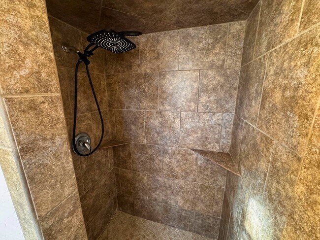 Building Photo - 4200 University Ave