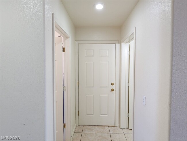 Building Photo - 1971 Teepee Rd