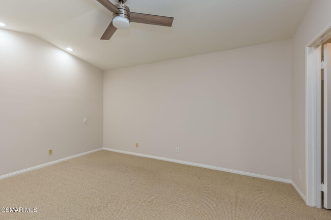 Building Photo - 1047 Windmill Ln
