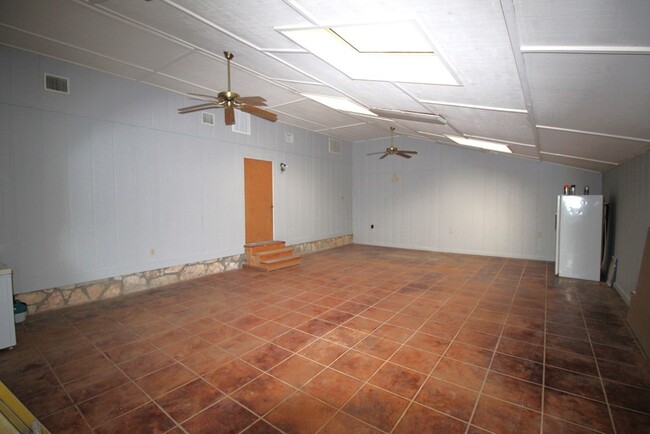 Building Photo - 210 Lange Ravine