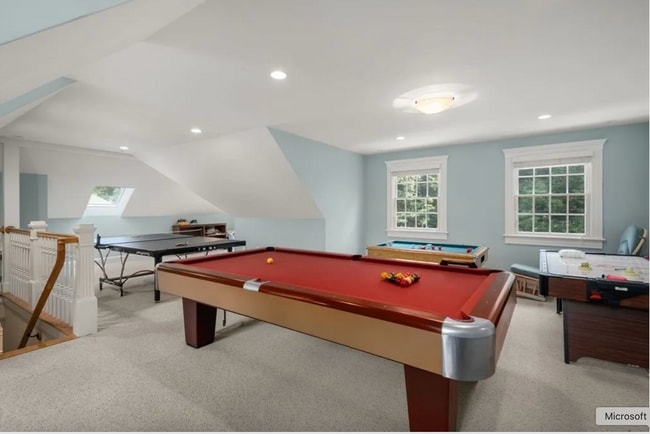 Building Photo - Entire house!!!! Luxury!!! Available Feb 1