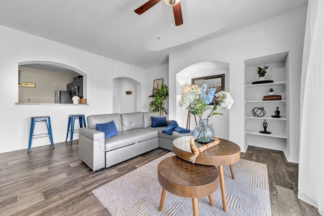 Building Photo - 7607 Southern Brook Bend