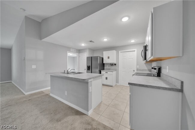 Building Photo - 2617 53rd St W