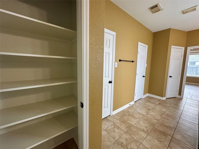 Building Photo - 14734 Harvest Chase Ct