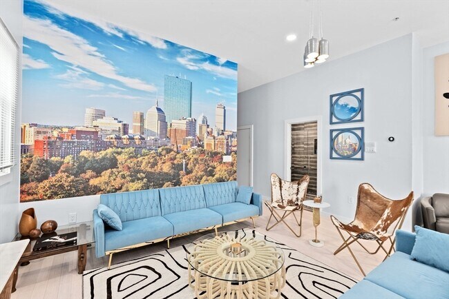 Building Photo - 108-110-110 Trenton St