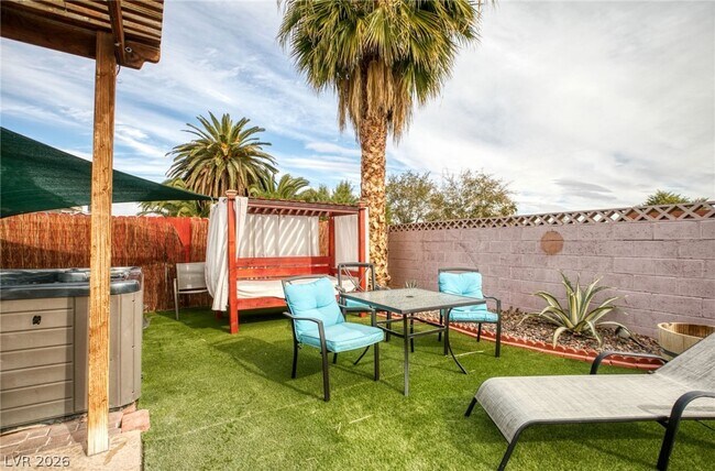 Building Photo - 3956 Clear View Dr