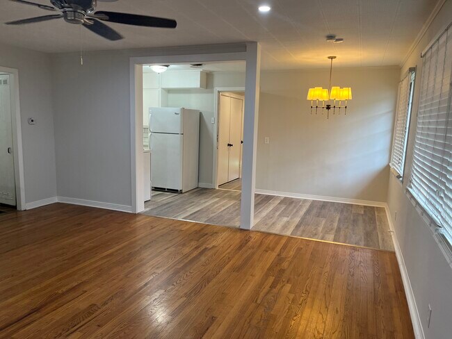 Building Photo - 125 S Milton St