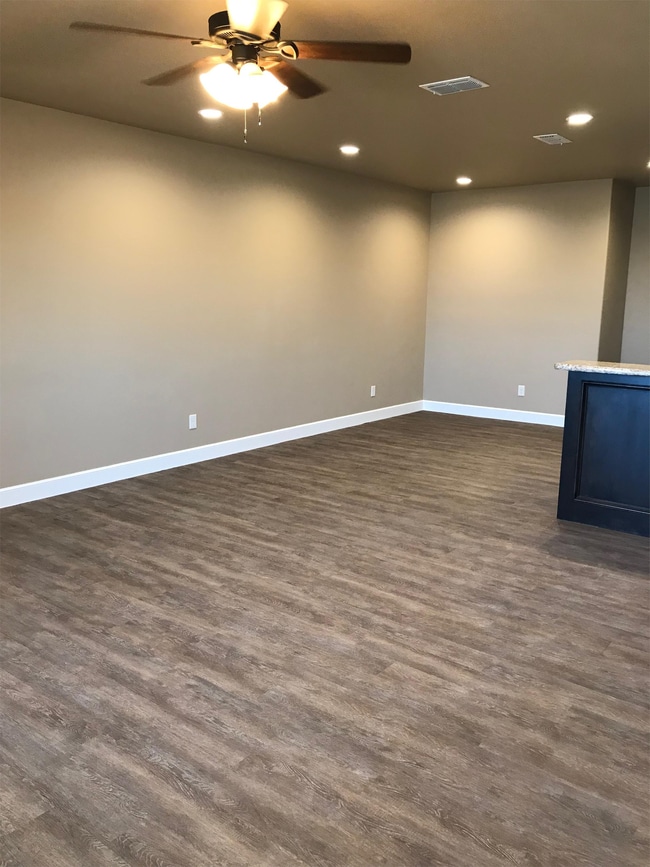 Building Photo - 6922 C R 6400