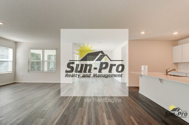 Building Photo - 4240 Acoma Dr