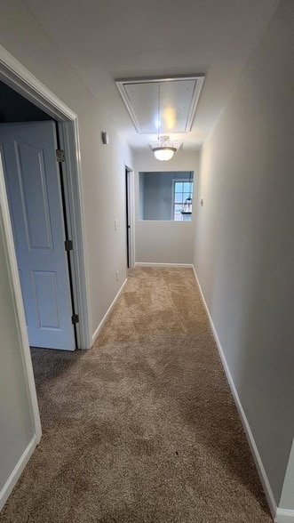 Building Photo - 4525 Village Ct