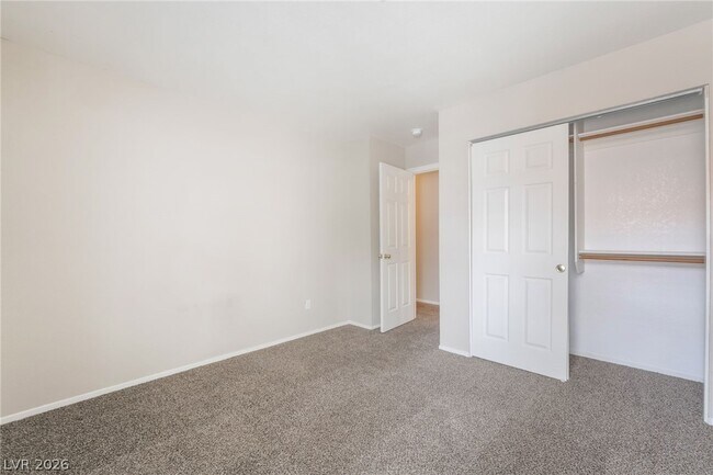 Building Photo - 9924 Barrier Reef Dr