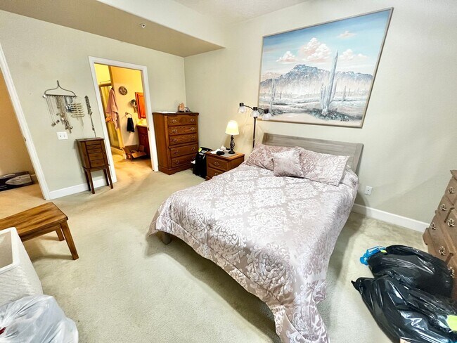 Building Photo - Beautiful 2 Bed 2 Bath Condo in Wellington