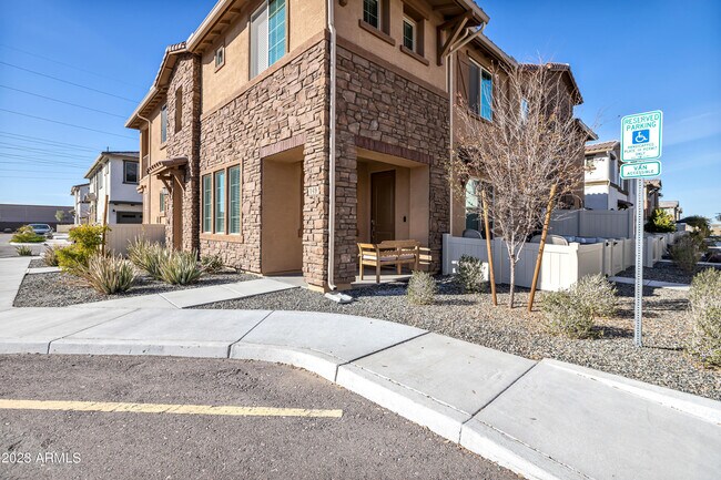 Building Photo - 4100 S Pinelake Way