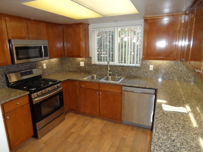 Building Photo - 1238 22nd St