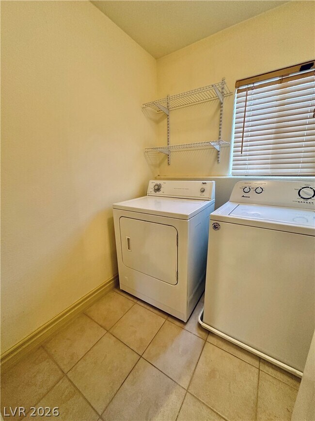 Building Photo - 195 Wicked Wedge Way