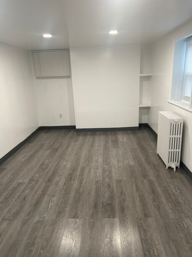 Building Photo - 43 First Street