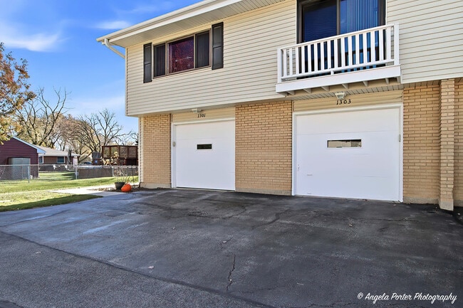 Building Photo - 1303 Forestdale Ct