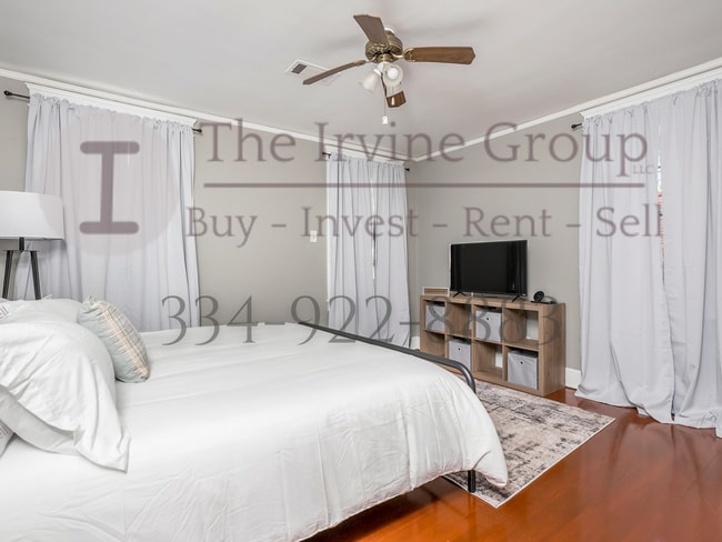 Building Photo - For Rent in Capitol Heights Historic District!