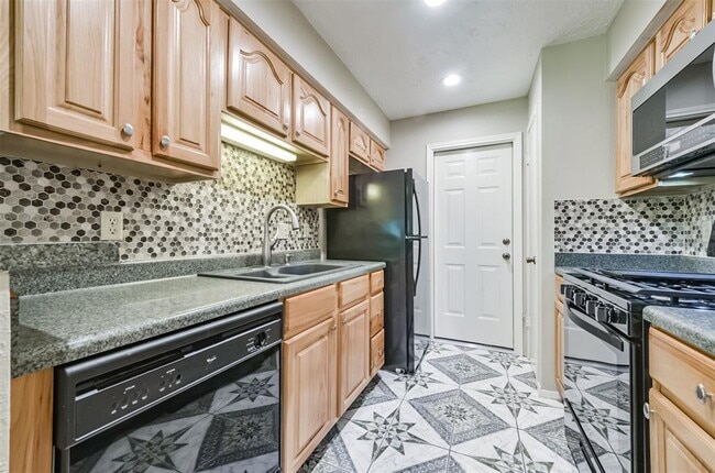 Building Photo - 4111 Coral Meadow Ct