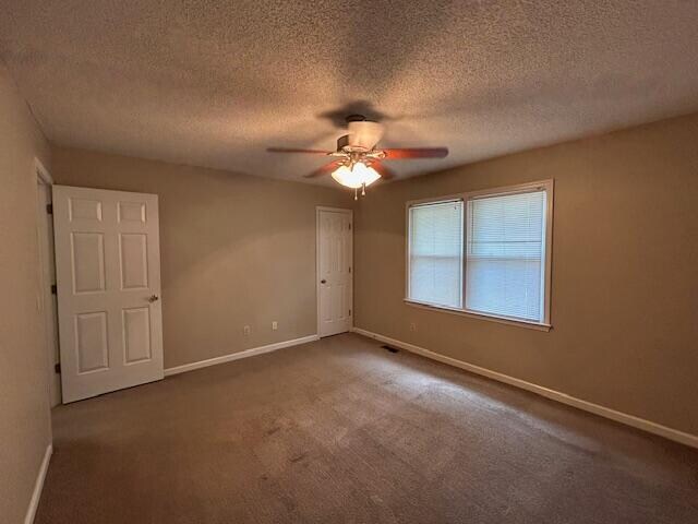 Building Photo - 1050 Jessamine Trail