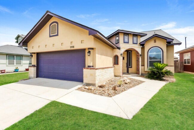 Primary Photo - 4 bedrooms, 2,049 square foot only 7.5 mil...