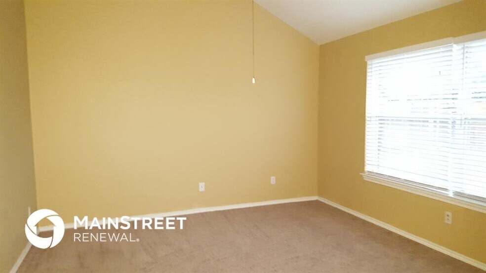 Building Photo - 19034 Piney Way Dr