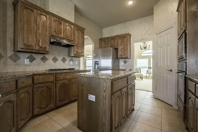 Building Photo - 4820 Tuscany Ln