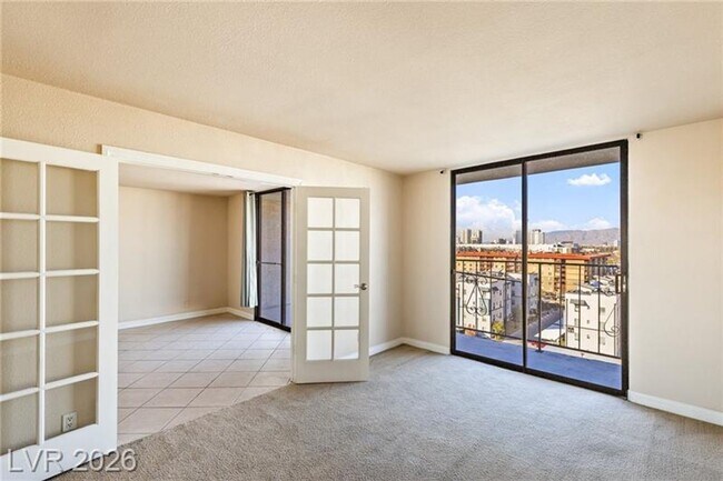 Building Photo - 3930 University Center Dr