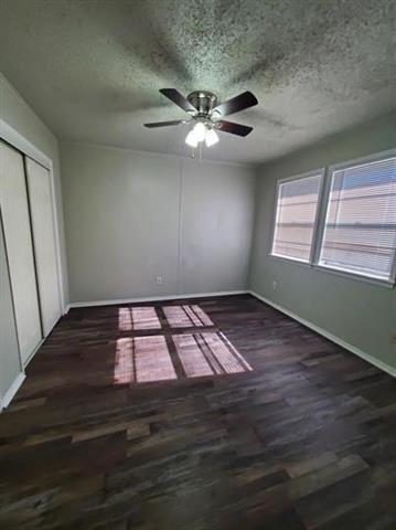 Building Photo - 400 Bill Bradford Rd