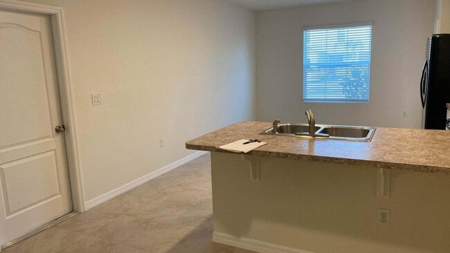Building Photo - 1616 Primo Ct